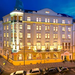 Theatrino Szálloda